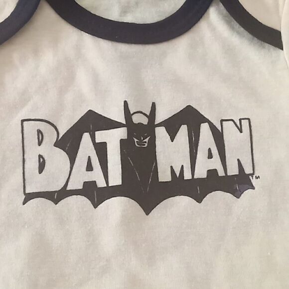 Okie dokie Batman onesie size 6 months - Picture 3 of 3